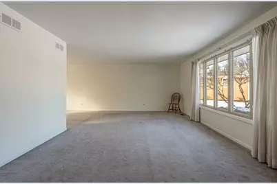 921 Lancaster Avenue, Downers Grove, IL 60516 - Photo 9