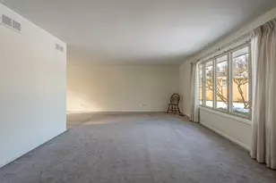 921 Lancaster Ave, Downers Grove, IL 60516 - Photo 9