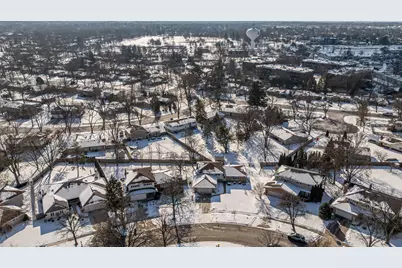 921 Lancaster Avenue, Downers Grove, IL 60516 - Photo 31