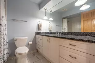 921 Lancaster Ave, Downers Grove, IL 60516 - Photo 17