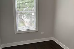 310 W 105th St, Chicago, IL 60628 - Photo 7