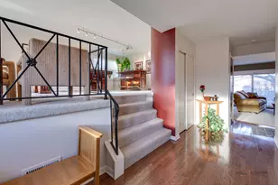 1810 E Waverly Dr, Arlington Heights, IL 60004 - Photo 3