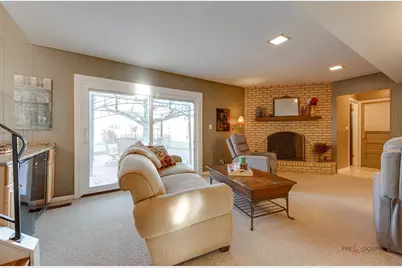 1810 E Waverly Drive, Arlington Heights, IL 60004 - Photo 13