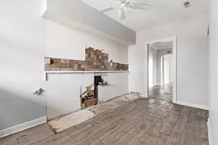 9442 S Ada St, Chicago, IL 60620 - Photo 7