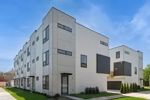 944 Beloit Ave, Forest Park, IL 60130 - Photo 1