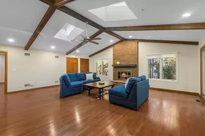 336 Burchell Avenue, Highwood, IL 60040 - Photo 3