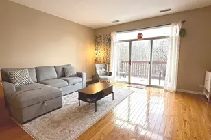 2481 Oneida Ln, Naperville, IL 60563 - Photo 7