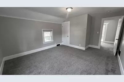 453 Addison Street, Elgin, IL 60120 - Photo 9