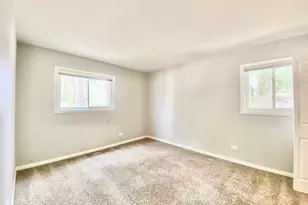 332 Gentry St, Park Forest, IL 60466 - Photo 9