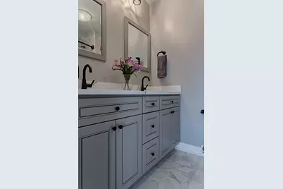 1330 S Ridge Avenue, Arlington Heights, IL 60005 - Photo 17