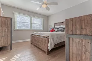 1330 S Ridge Ave, Arlington Heights, IL 60005 - Photo 15