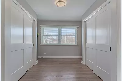1330 S Ridge Avenue, Arlington Heights, IL 60005 - Photo 11