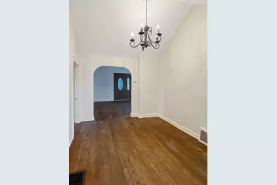 11 S Lake Avenue, Fox Lake, IL 60020 - Photo 7