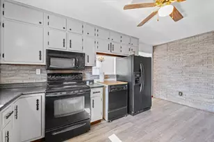 312 Prospect Ave, Paxton, IL 60957 - Photo 11