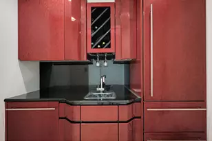 175 E Delaware Pl, Chicago, IL 60611 - Photo 17