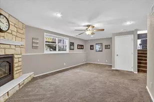 1903 Silverthorn Dr, Byron, IL 61010 - Photo 33