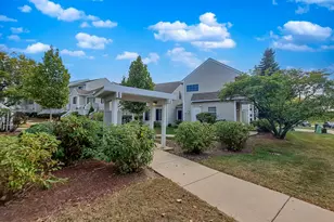 372 Windsong Ct, Bolingbrook, IL 60440 - Photo 5