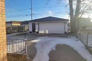 295 Saginaw Ave, Calumet City, IL 60409 - Photo 23