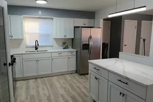 295 Saginaw Ave, Calumet City, IL 60409 - Photo 7