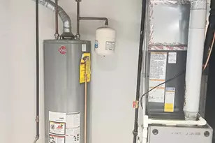 295 Saginaw Ave, Calumet City, IL 60409 - Photo 21