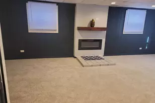 295 Saginaw Ave, Calumet City, IL 60409 - Photo 11