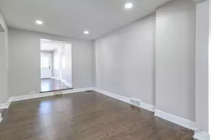 [Address not provided], Mount Prospect, IL 60056 - Photo 9