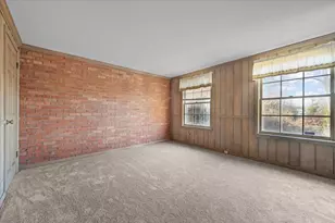 262 E Foster Pl, Lake Forest, IL 60045 - Photo 13