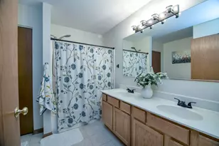 164 S Palmer Dr, Bolingbrook, IL 60490 - Photo 23