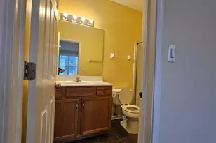 151 N Waters Edge Dr, Glendale Heights, IL 60139 - Photo 13