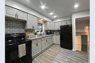 112 E 160th Place, South Holland, IL 60473 - Photo 13