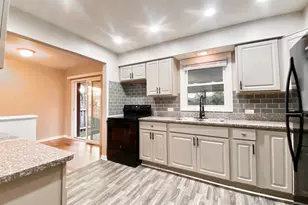 112 E 160th Pl, South Holland, IL 60473 - Photo 19