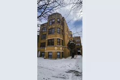 1919 W Berteau Avenue #3B, Chicago, IL 60613 - Photo 1