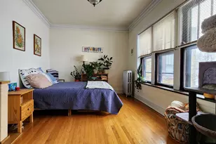 1919 W Berteau Ave, Chicago, IL 60613 - Photo 5