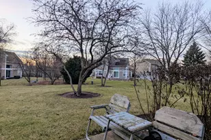 1628 Columbia Cir, Bartlett, IL 60103 - Photo 15