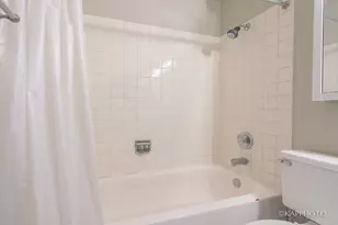 1540 N La Salle Dr, Chicago, IL 60610 - Photo 19