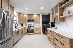 207 Diana St, Shorewood, IL 60404 - Photo 9