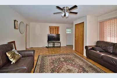 4454 Concord Lane, Skokie, IL 60076 - Photo 17