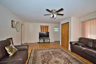 4454 Concord Ln, Skokie, IL 60076 - Photo 17