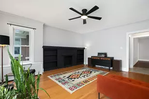 5425 N Bernard St, Chicago, IL 60625 - Photo 3