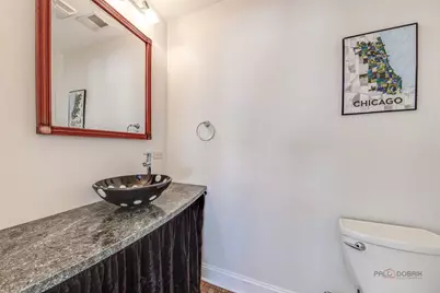 1226 W Huron Street #301, Chicago, IL 60642 - Photo 19