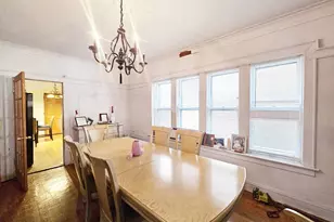 7949 S Rhodes Ave, Chicago, IL 60619 - Photo 9