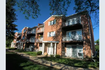 684 Quincy Bridge Lane #302, Glenview, IL 60025 - Photo 1