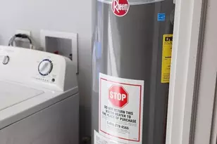 7556 S Kenwood Ave, Chicago, IL 60619 - Photo 15