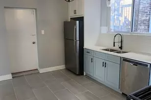 7556 S Kenwood Ave, Chicago, IL 60619 - Photo 11