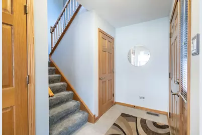 8951 Silverdale Drive, Orland Park, IL 60462 - Photo 9