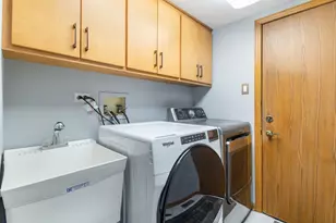 8951 Silverdale Dr, Orland Park, IL 60462 - Photo 7