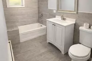 5518 W Melrose St, Chicago, IL 60641 - Photo 5