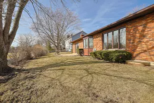 2183 Oak Hill Dr, Lisle, IL 60532 - Photo 33