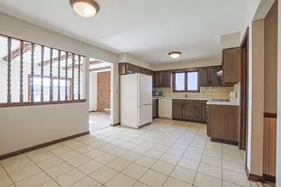 2183 Oak Hill Drive, Lisle, IL 60532 - Photo 11