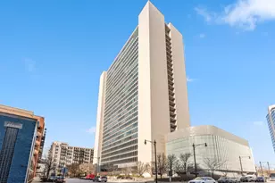 500 W Superior St, Chicago, IL 60654 - Photo 1